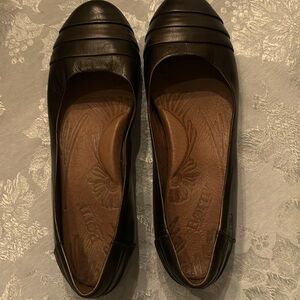 Born ballet flats